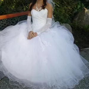 Продам красивое свадебное платье — Красноярск