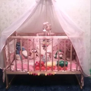 Кроватка детская в комплекте